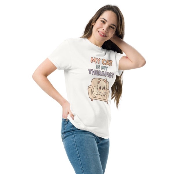 Funny cat white t-shirt for women with My Cat is My Therapist slogan, kawaii casual tee
